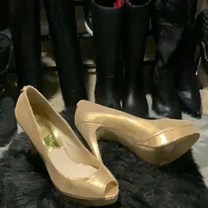EUC MK Soft Gold Foil Heels